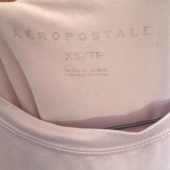 Aeropostale Cropped Graphic Tee - Picture 3 of 3